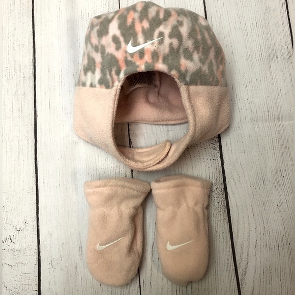 Nike Infant Toddler Hat Mitten Set - Picture 1 of 8